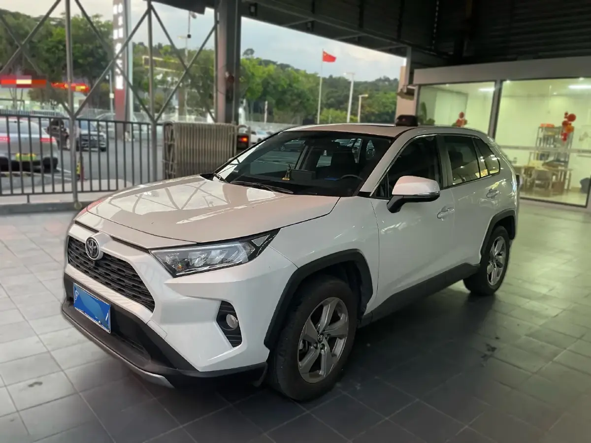 2022 Toyota RAV4 2.0L 171HP L4 CVT