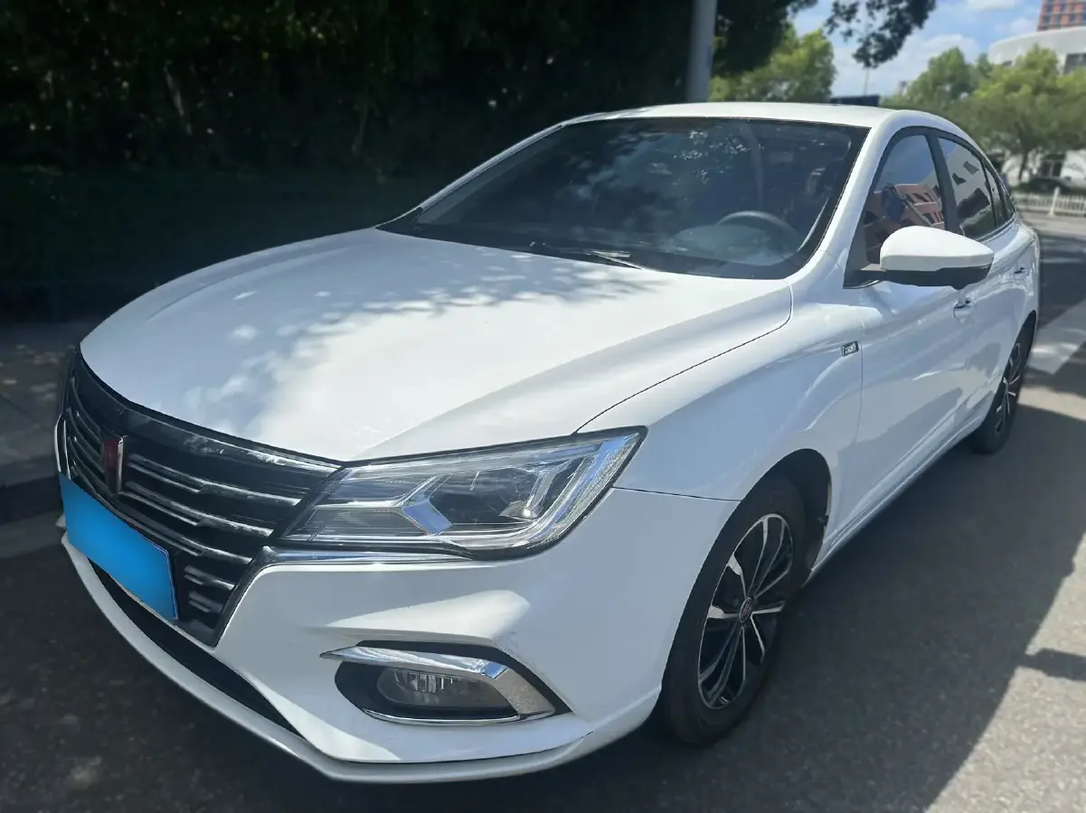 2019 Roewe i5 1.5L 120HP L4 CVT