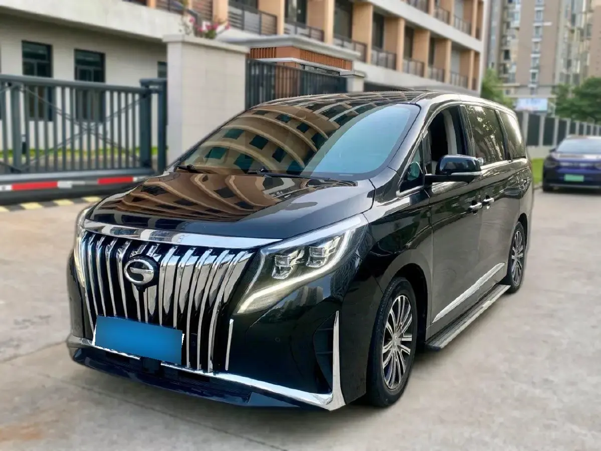 2021 GAC Trumpchi M8 2.0T 252HP L4 8AT