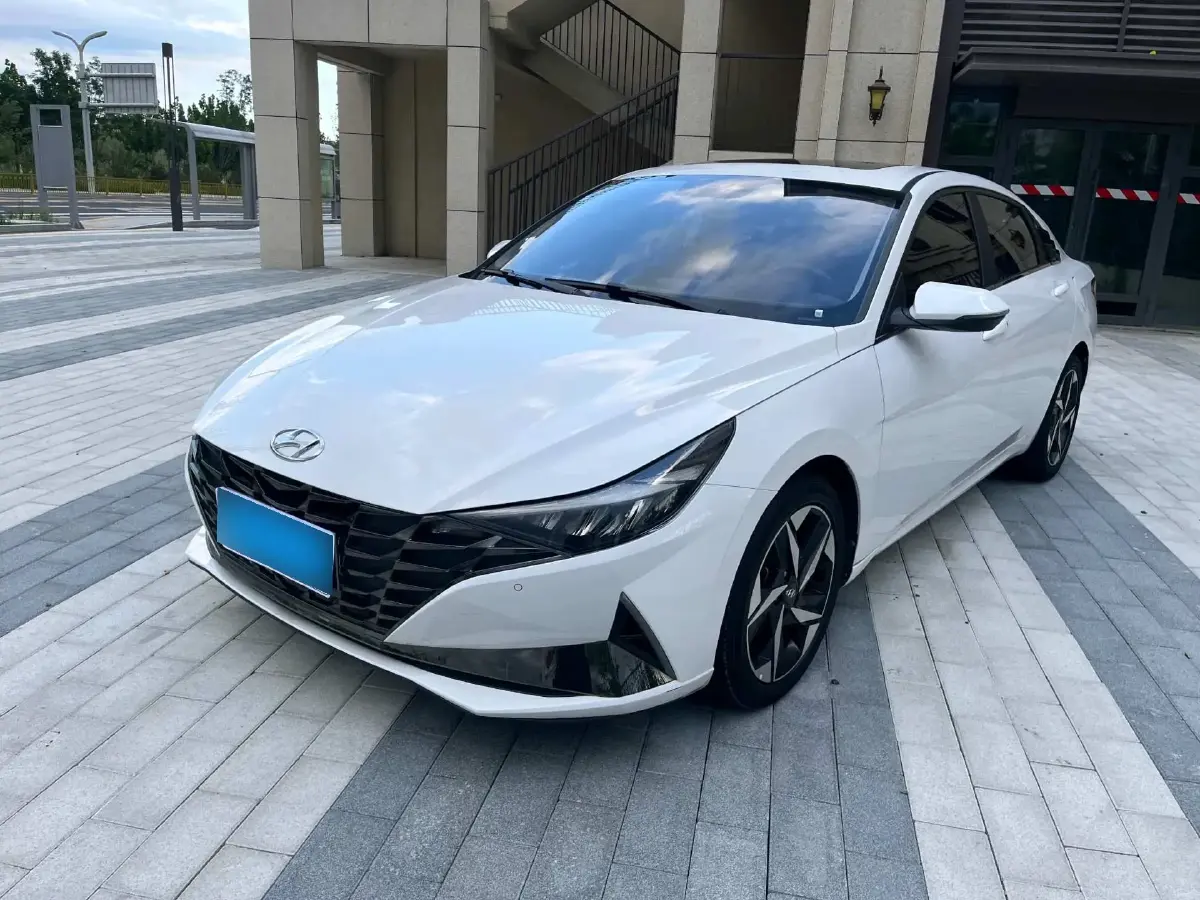 2021 Hyundai Elantra 1.4T 140HP L4 7DCT