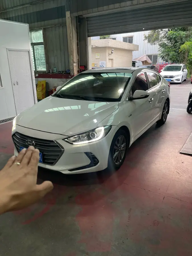 2018 Hyundai Elantra 1.4T 130HP L4 7DCT