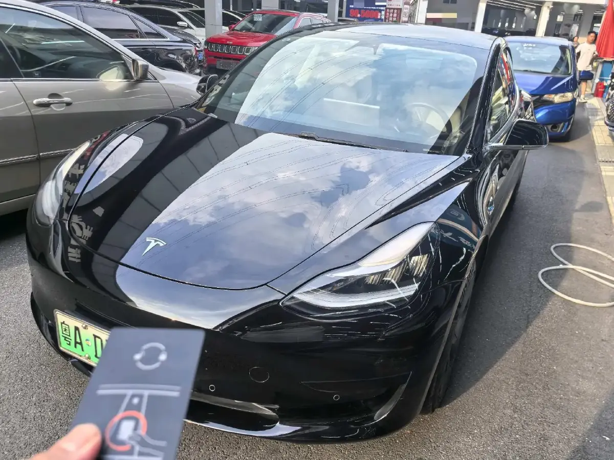 2020 Tesla Model 3 BEV 52KWH