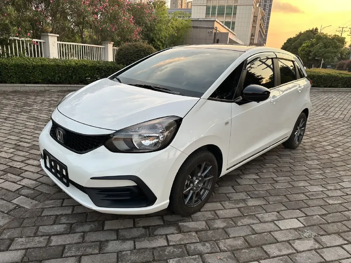 2023 Honda Fit 1.5L 124HP L4 CVT