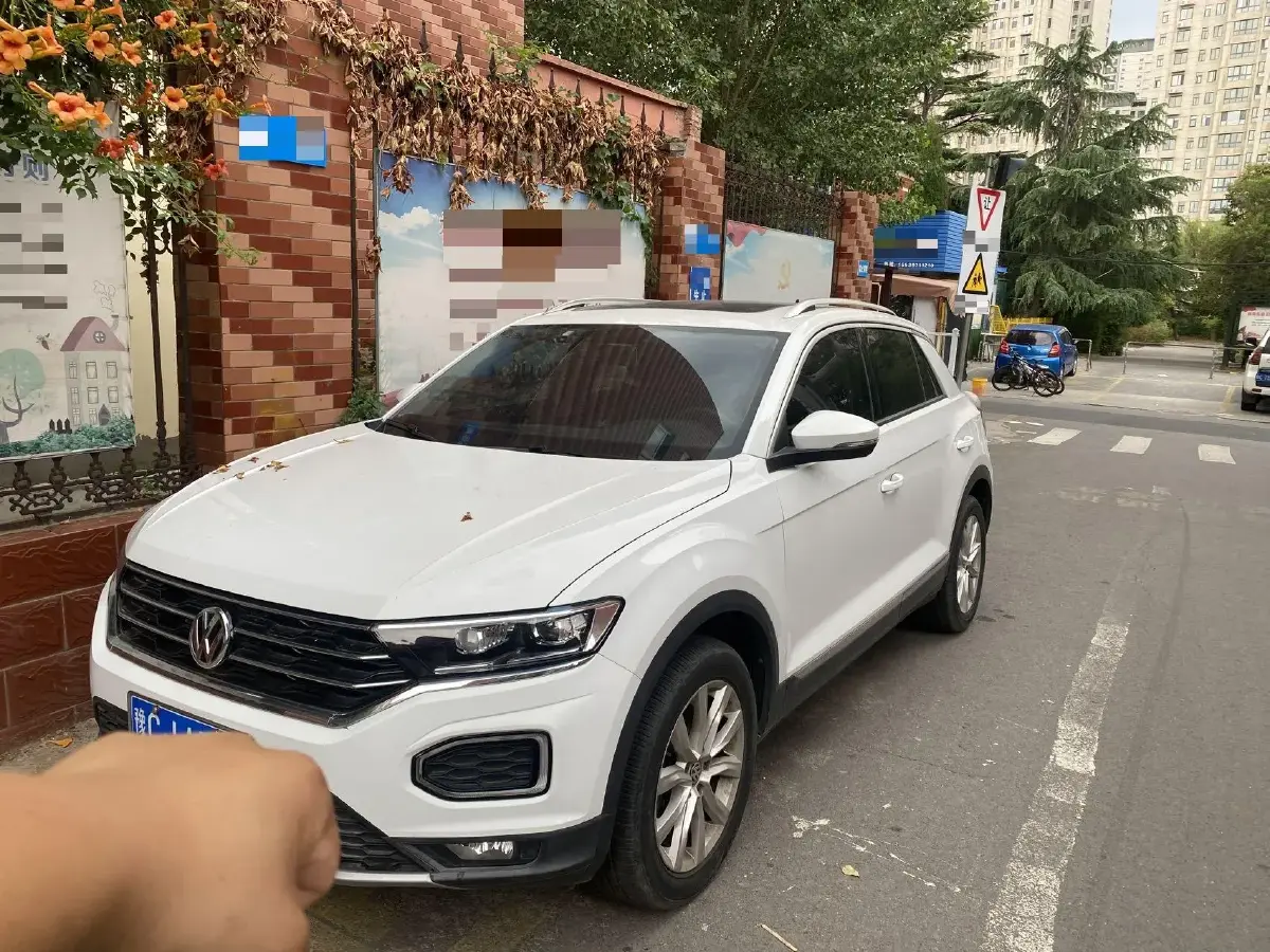 2019 Volkswagen T-Roc 1.4T 131HP L4 7DCT