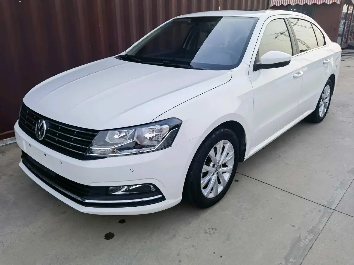 2017 Volkswagen Lavida 1.4T 131HP L4 5MT