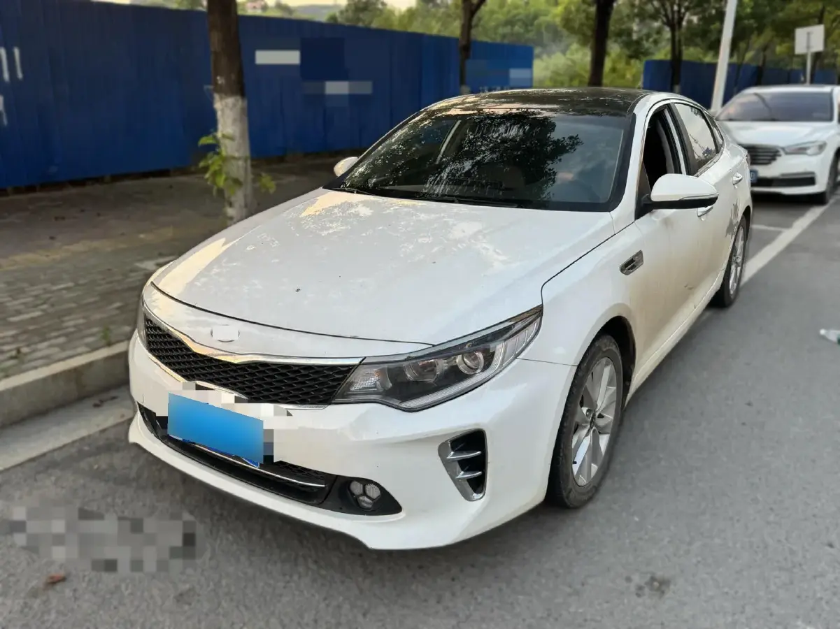2016 Kia K5 2.0L 161HP L4 6AT
