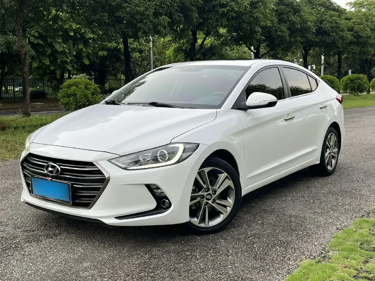 2018 Hyundai Elantra 1.6L 130HP L4 6AT
