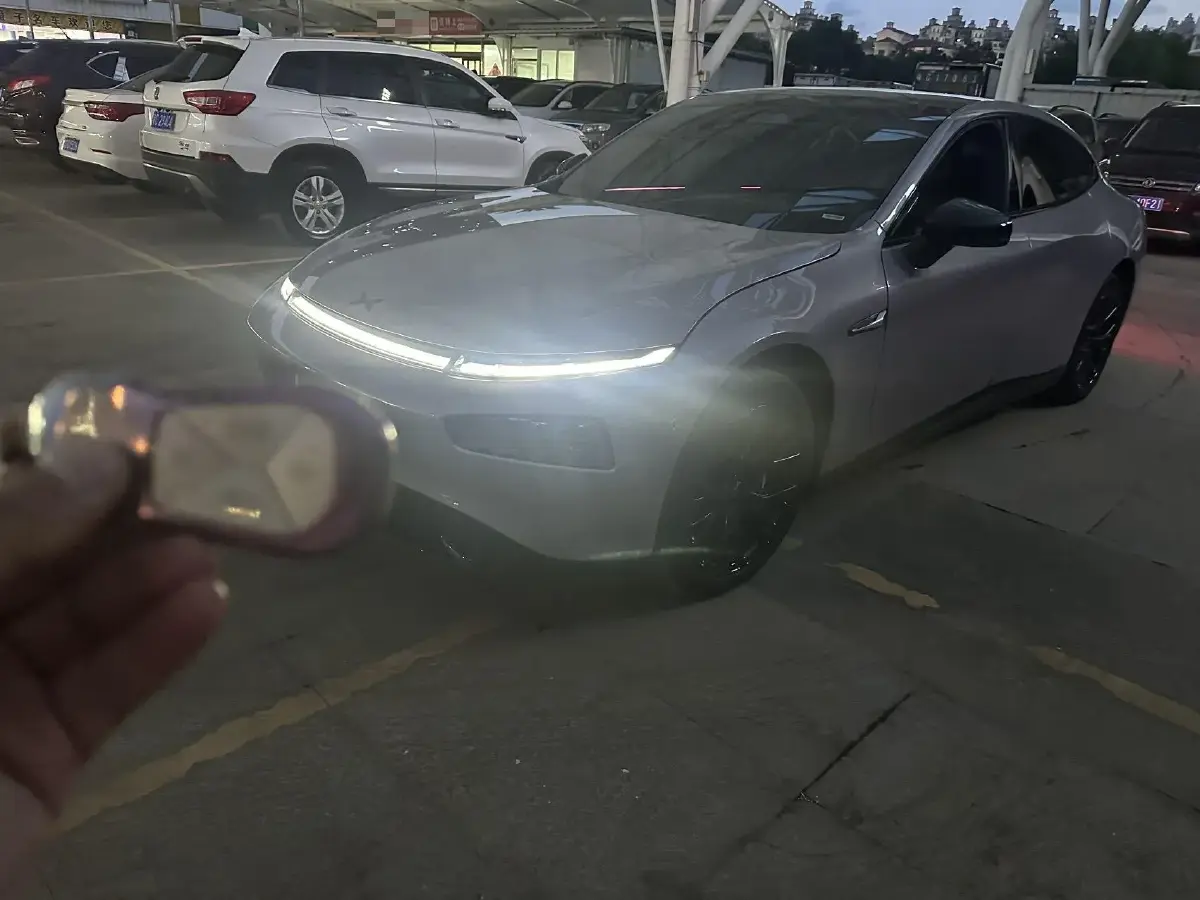 2024 Xpeng P7 BEV 86.2KWH