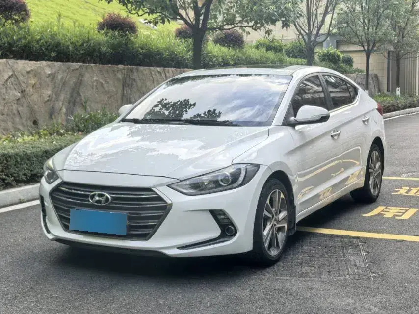 2016 Hyundai Elantra 1.6L 130HP L4 6AT