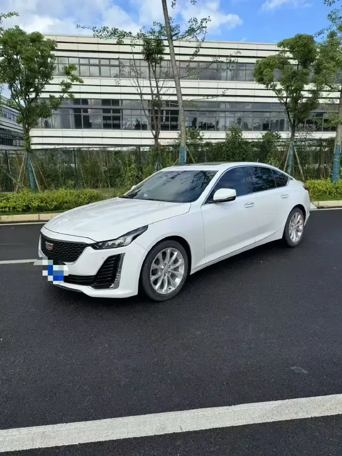 2021 Cadillac CT5 2.0T 237HP L4 10AT