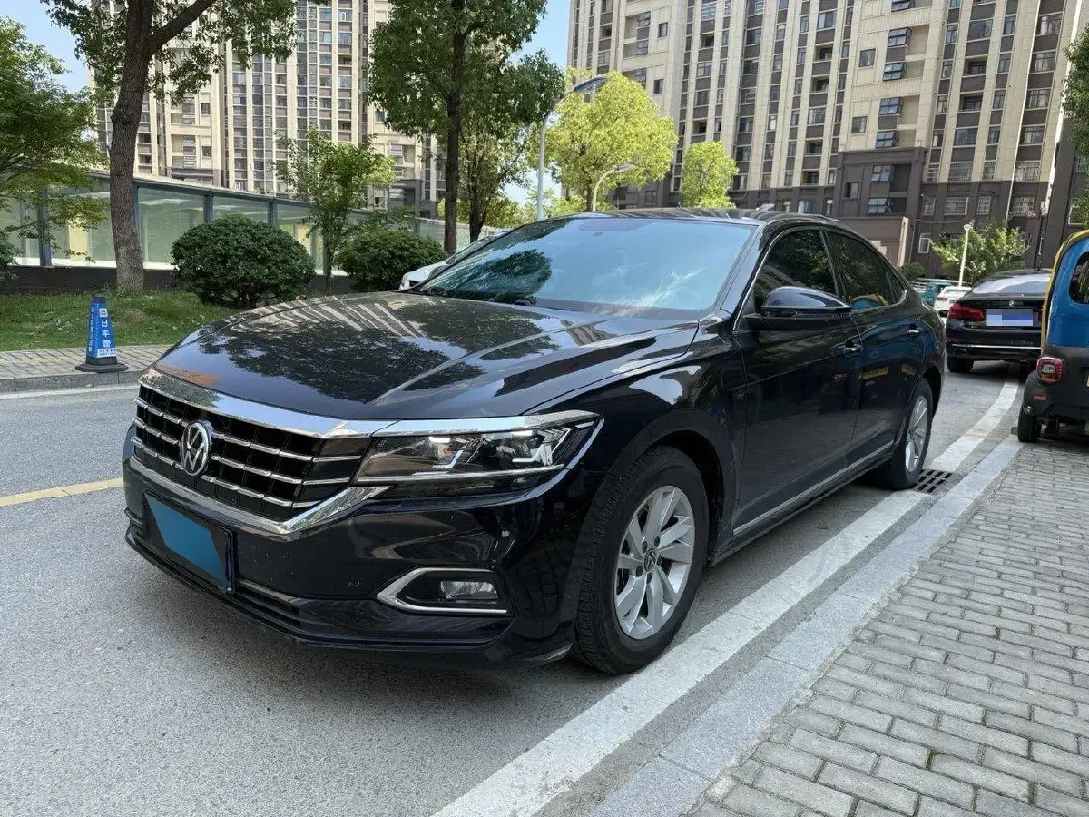 2021 Volkswagen Passat 1.4T 150HP L4 7DCT