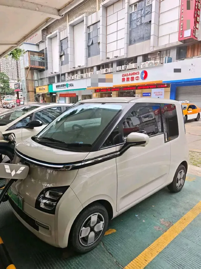 2023 WuLing Air ev BEV 28.4KWH,autocango,china used car exporter,china ev exporter,chinese used car exporter,chinese used ev exporter