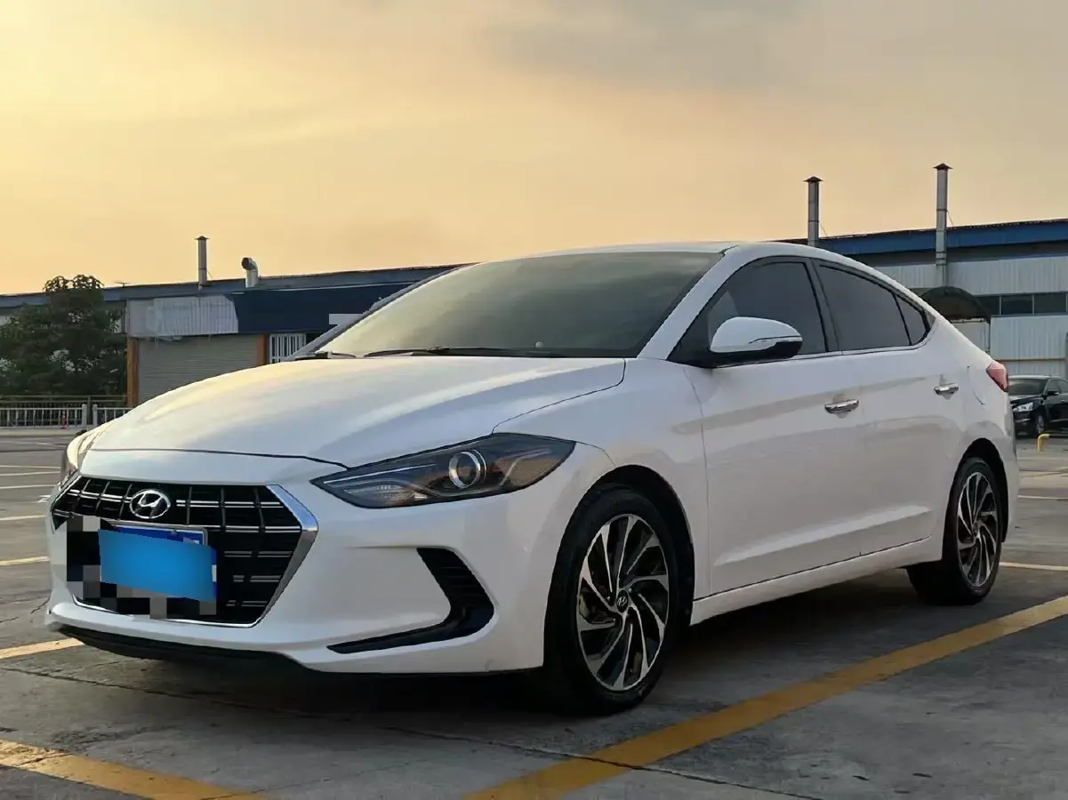 2020 Hyundai Elantra 1.4T 130HP L4 7DCT