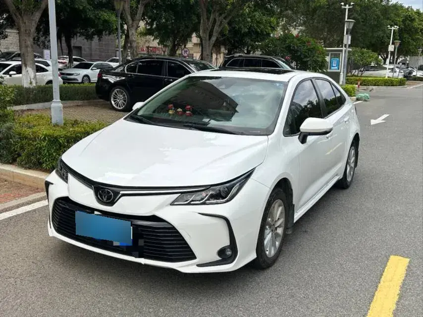 2021 Toyota Corolla 1.2T 116HP L4 CVT