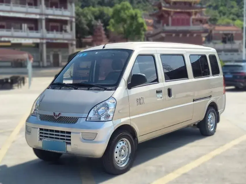 2020 WuLing RongGuang EV BEV 41.6KWH