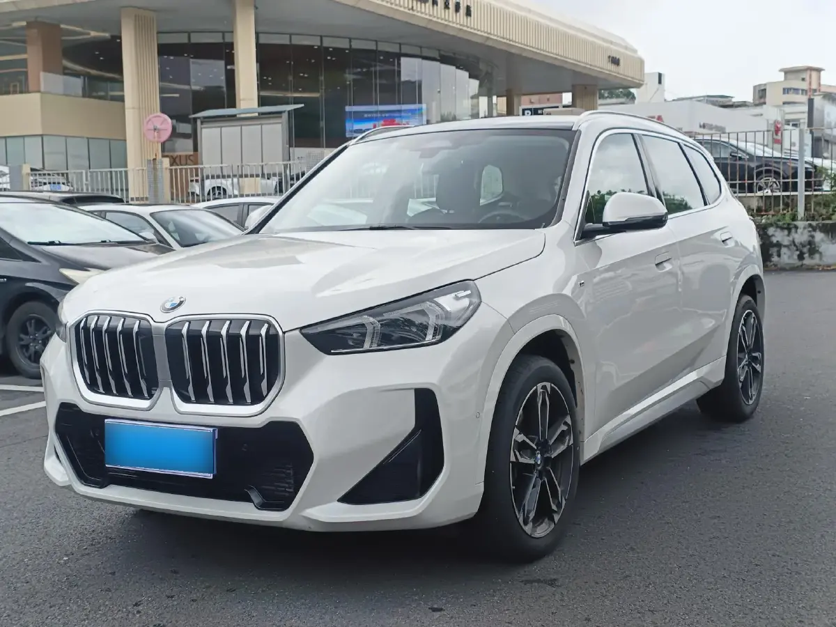 2023 BMW X1 1.5T 156HP L3 7DCT
