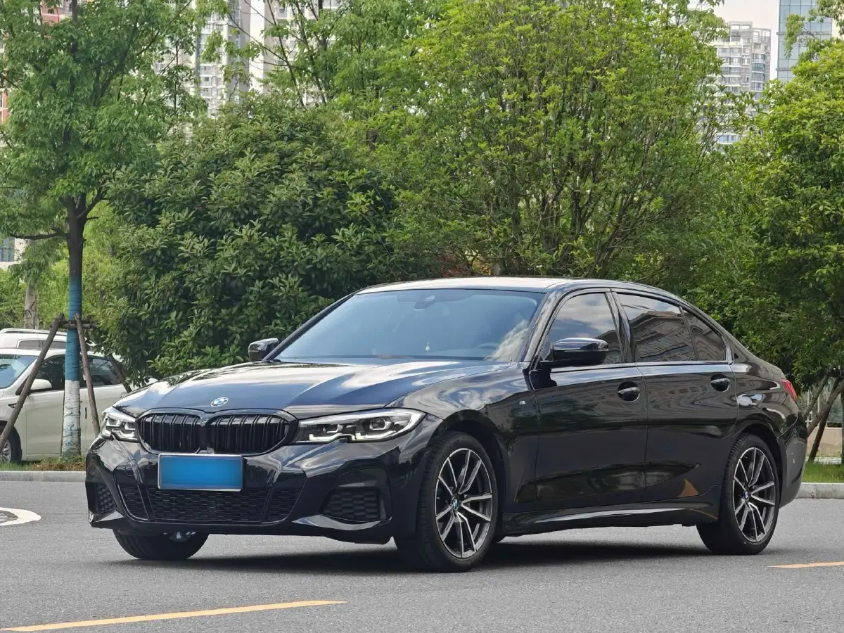 2022 BMW 3 Series 2.0T 156HP L4 8AT