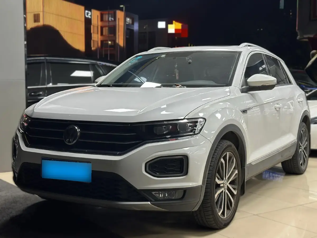 2019 Volkswagen T-Roc 1.4T 150HP L4 7DCT