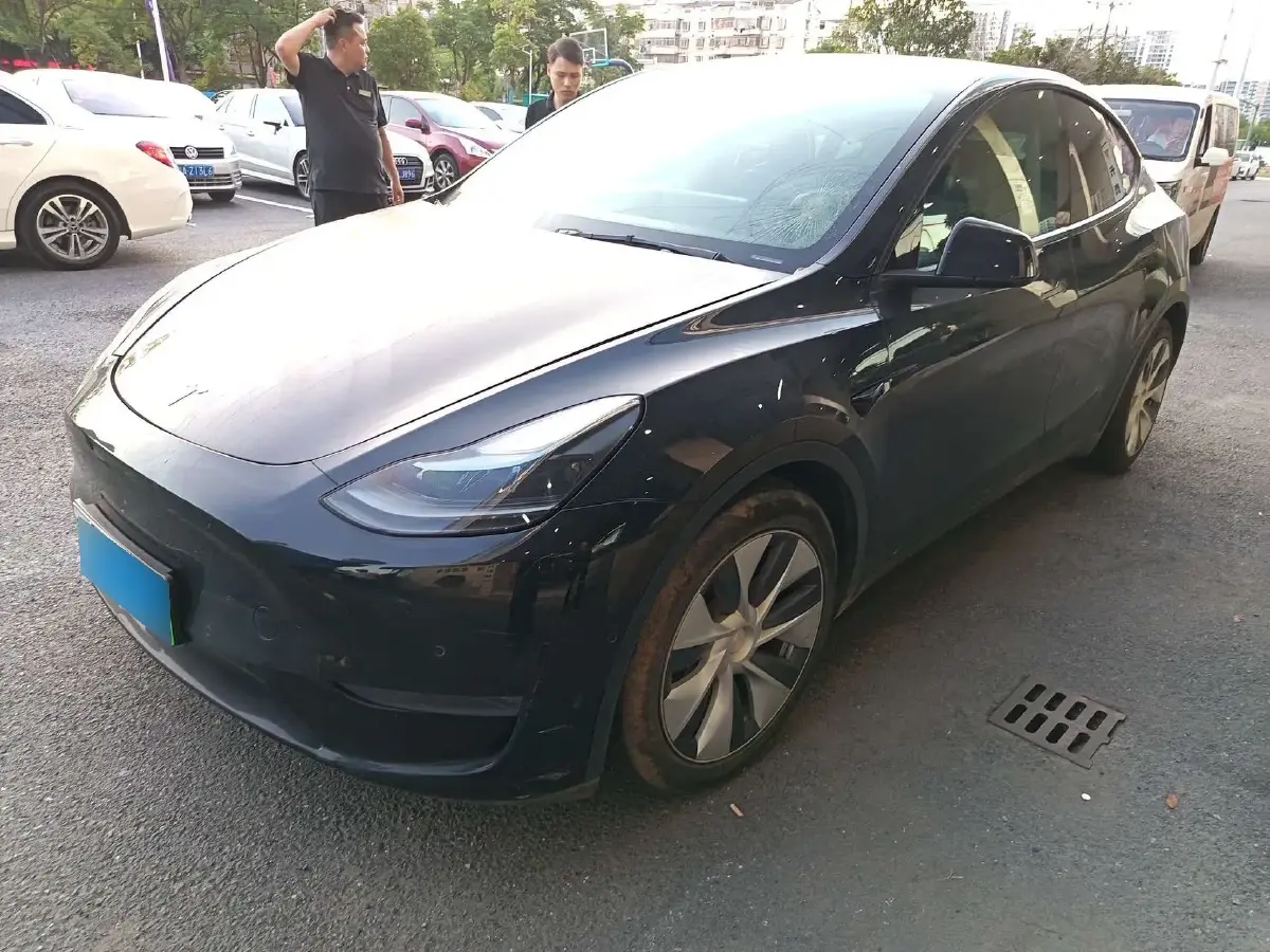 2021 Tesla Model Y BEV 60KWH