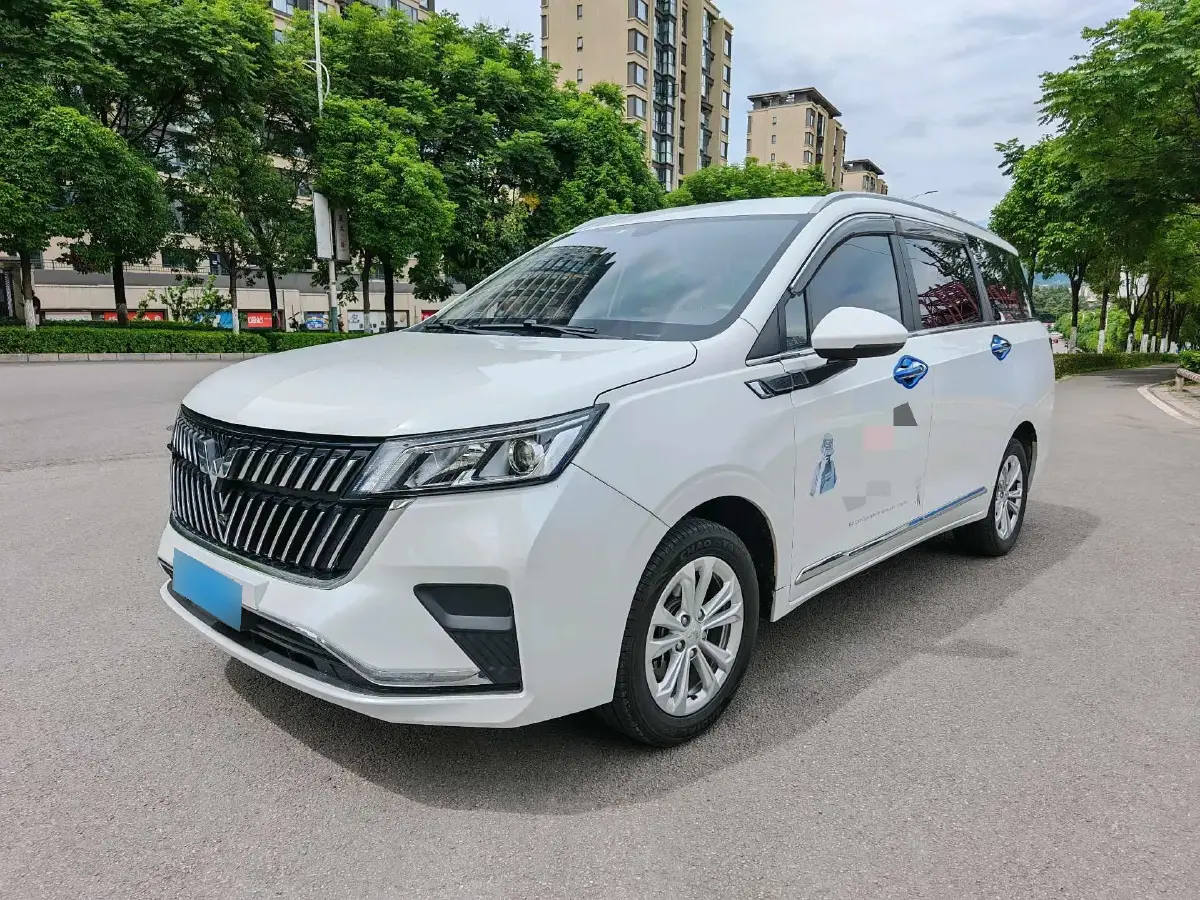 2022 WuLing JiaChen 1.5T 147HP L4 6MT