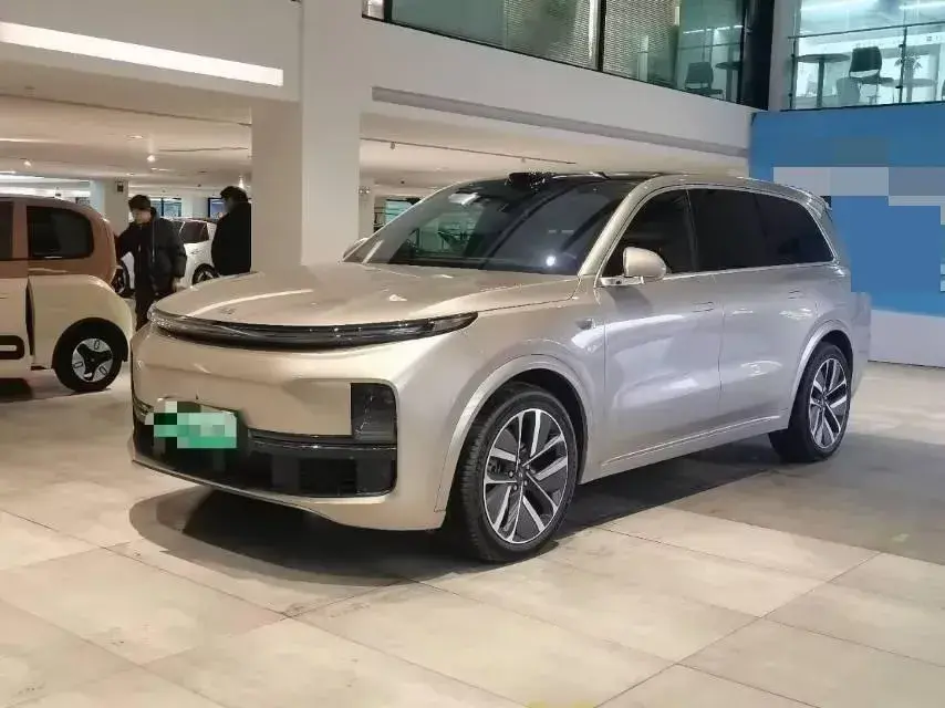 2022 Li L9 Range Extended 154HP REEV 42.6KWH