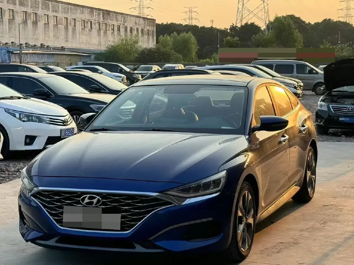 2019 Hyundai La Festa 1.6T 204HP L4 7DCT