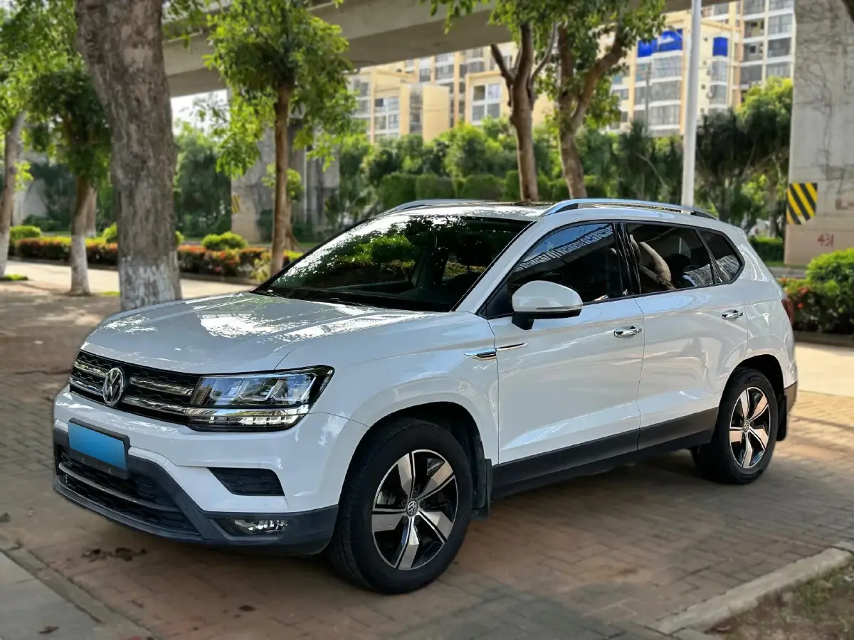 2021 Volkswagen Tharu 1.4T 150HP L4 7DCT