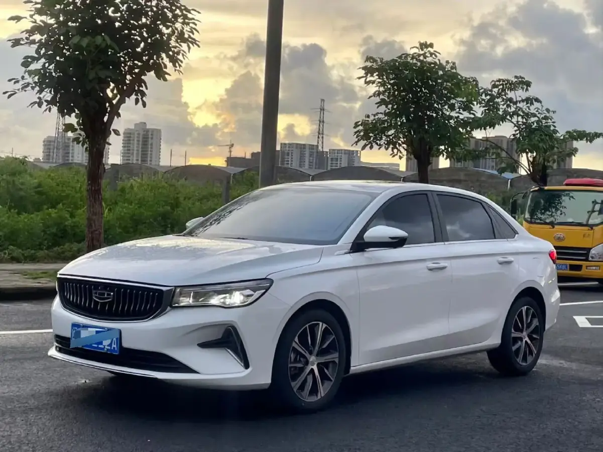 2022 Geely Emgrand L 1.4T 141HP L4 CVT