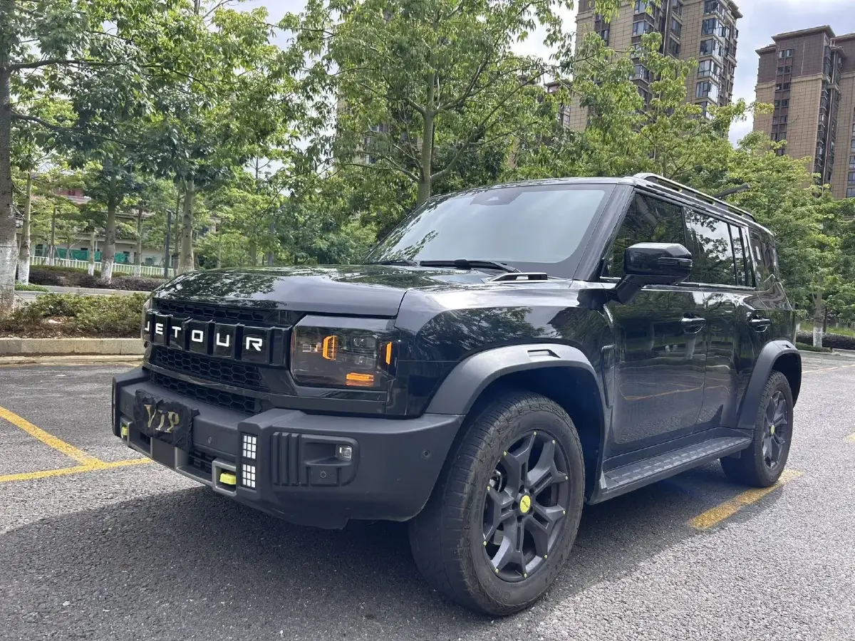 2023 Jetour Traveller 2.0T 254HP L4 7DCT