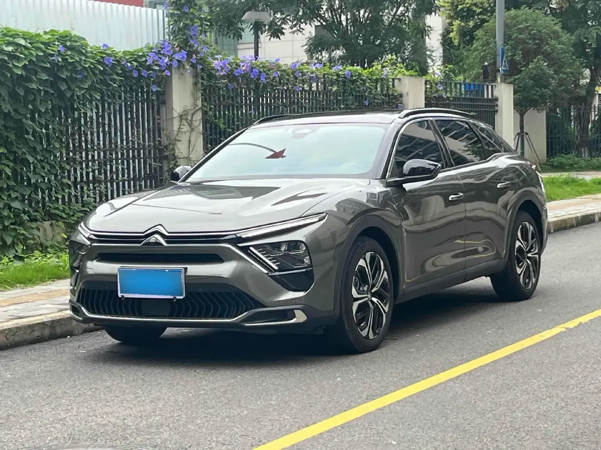 2023 Citroen C5 X 1.6T 175HP L4 8AT