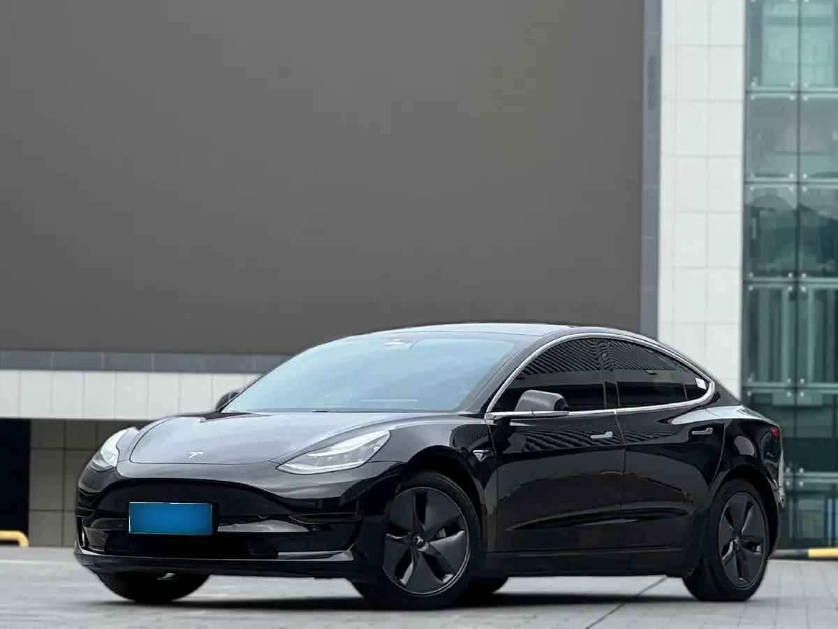 2020 Tesla Model 3 BEV 52KWH