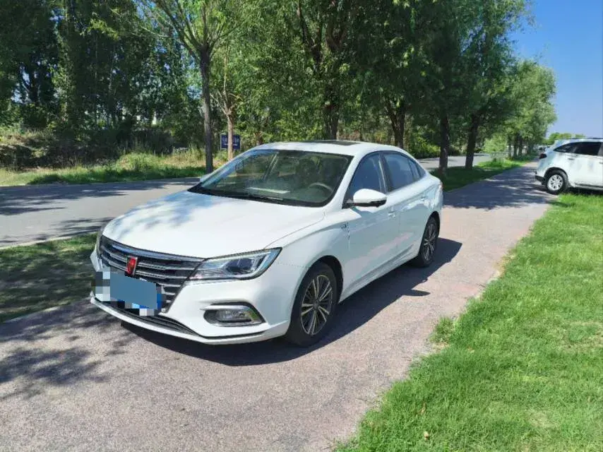2019 Roewe i5 1.5L 120HP L4 CVT