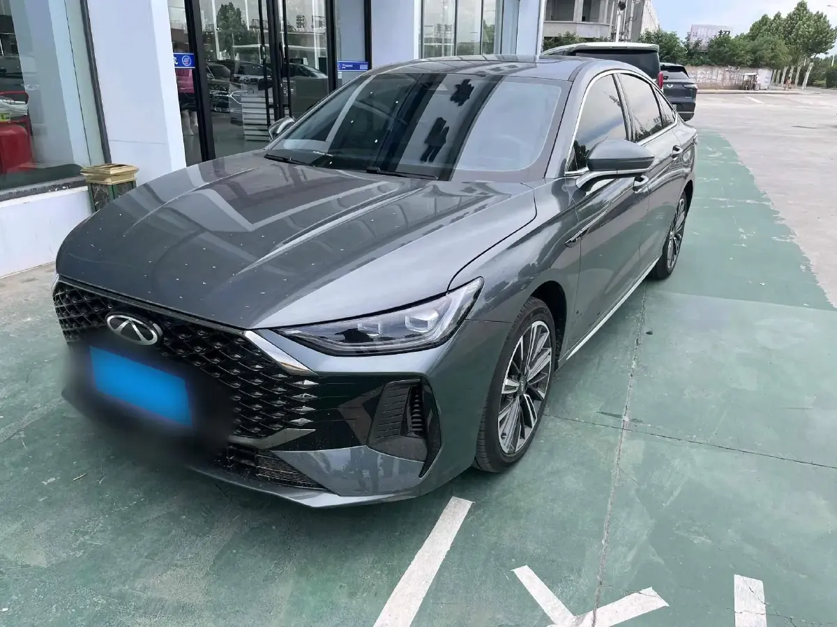 2025 Chery Arrizo 8 Pro 1.6T 197HP L4 7DCT