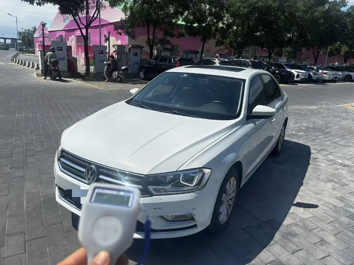 2018 Volkswagen Bora 1.5L 110HP L4 6AT