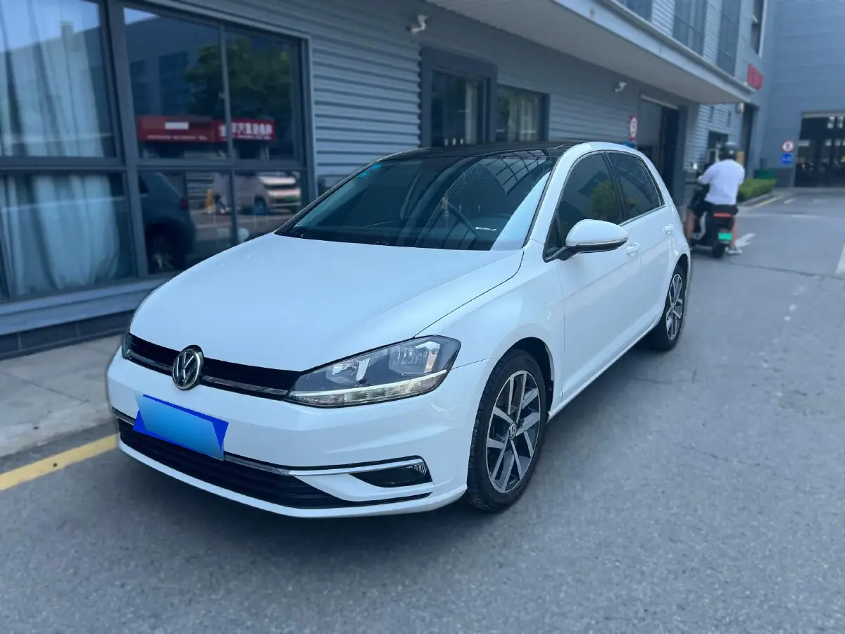 2020 Volkswagen Golf 1.4T 150HP L4 7DCT