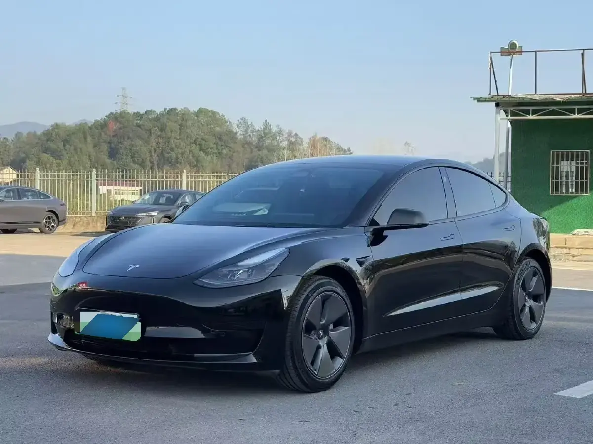 2022 Tesla Model 3 BEV 60KWH
