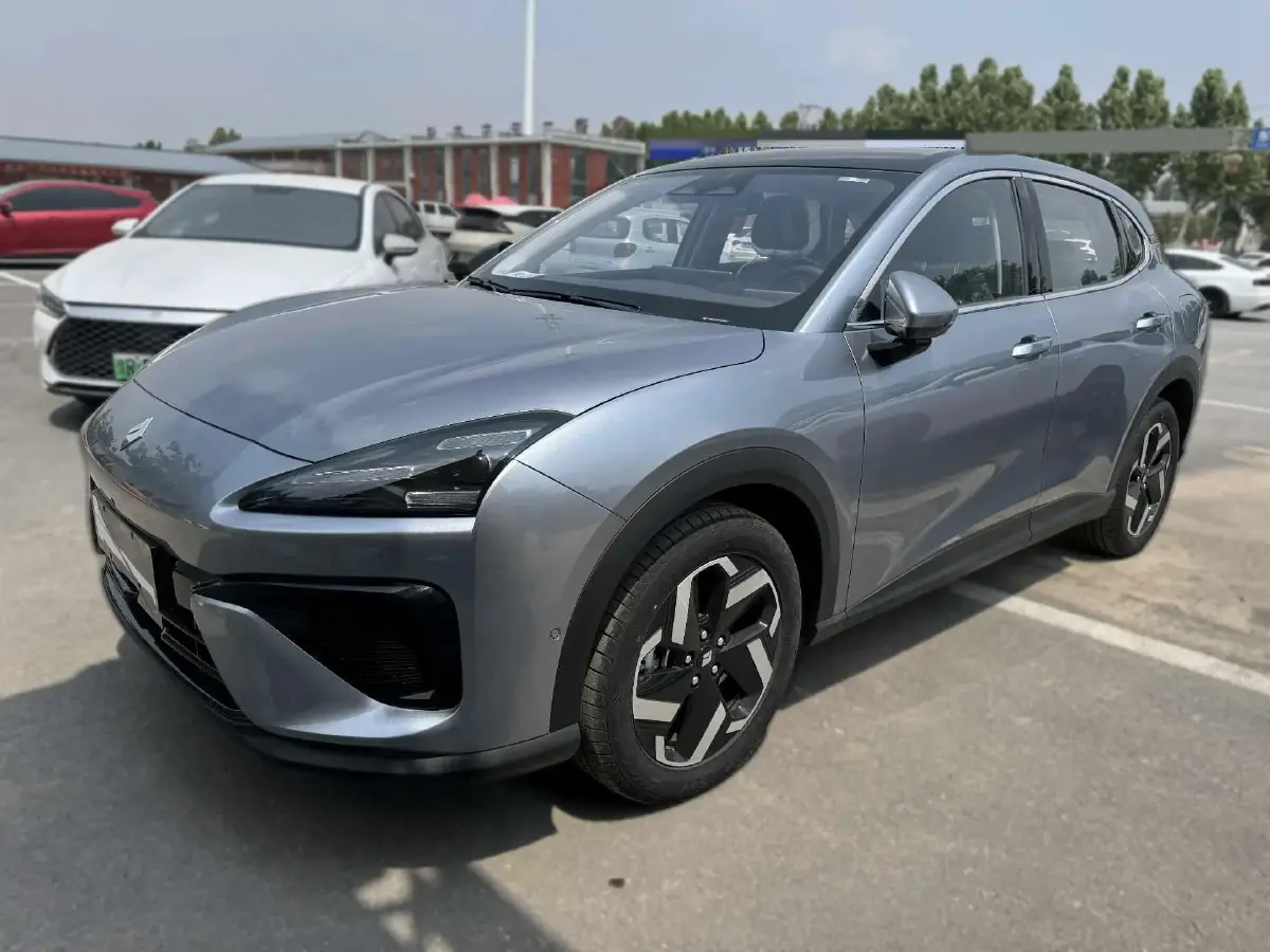 2024 BaoJun Cloud Sea 1.5L 106HP L4 E-CVT PHEV 20.5KWH