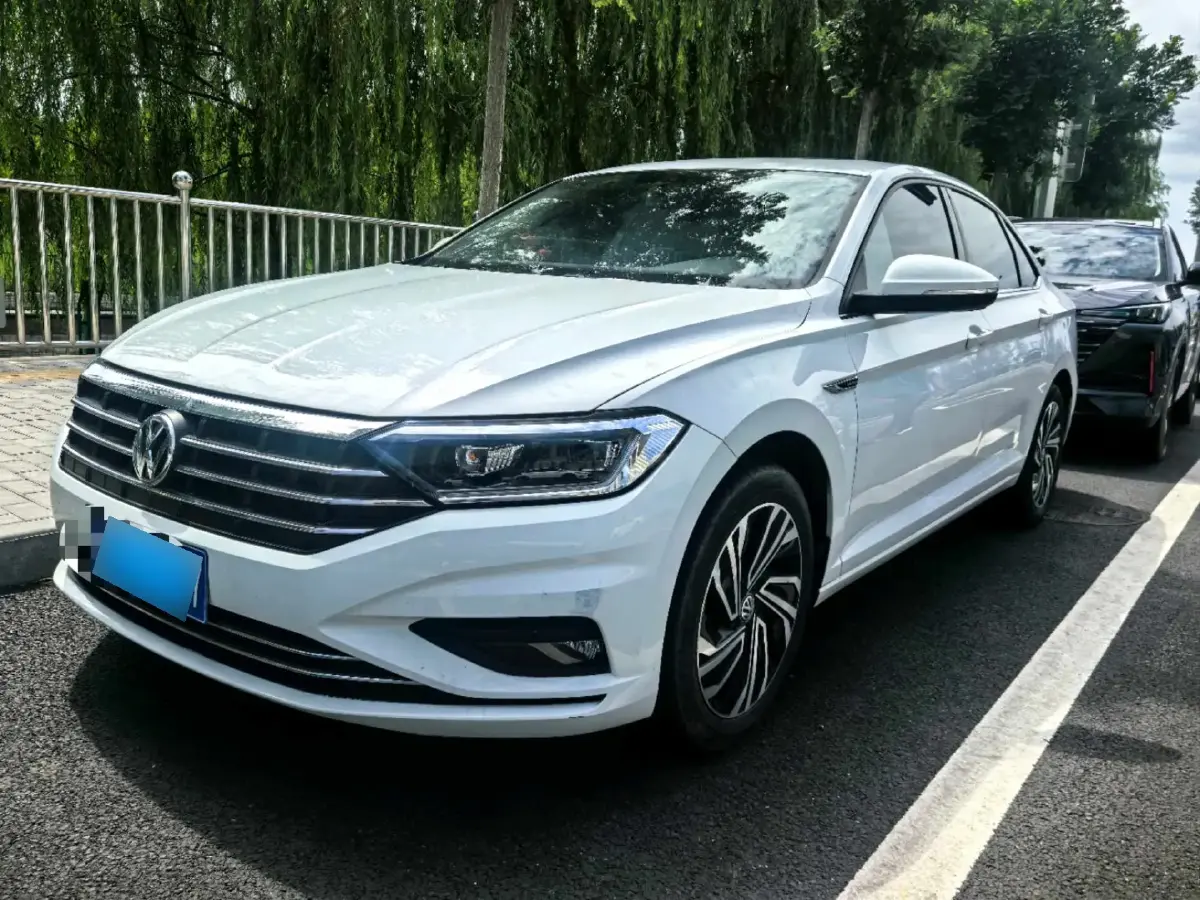 2021 Volkswagen Sagitar 1.4T 150HP L4 7DCT