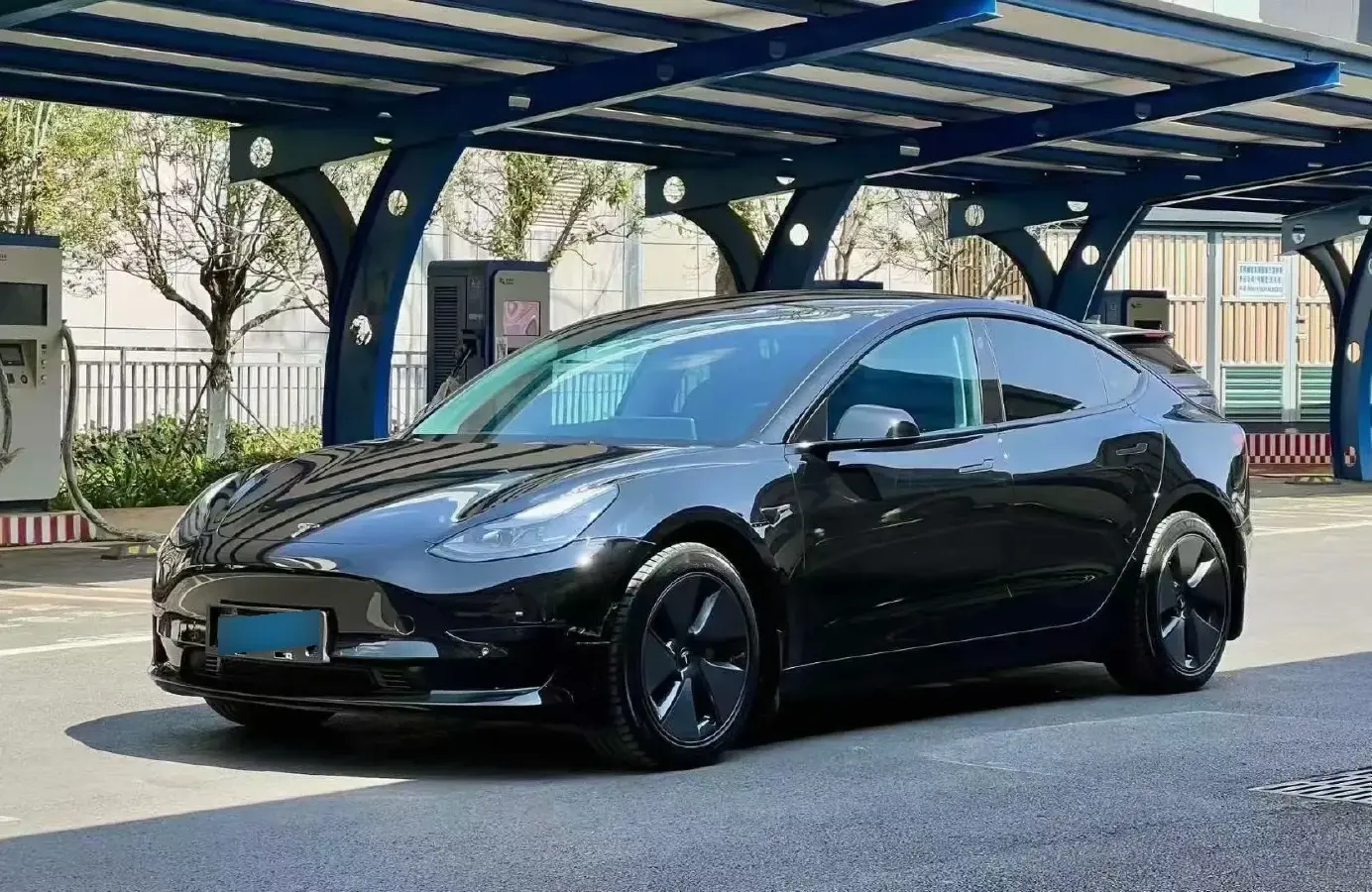 2022 Tesla Model 3 BEV 60KWH