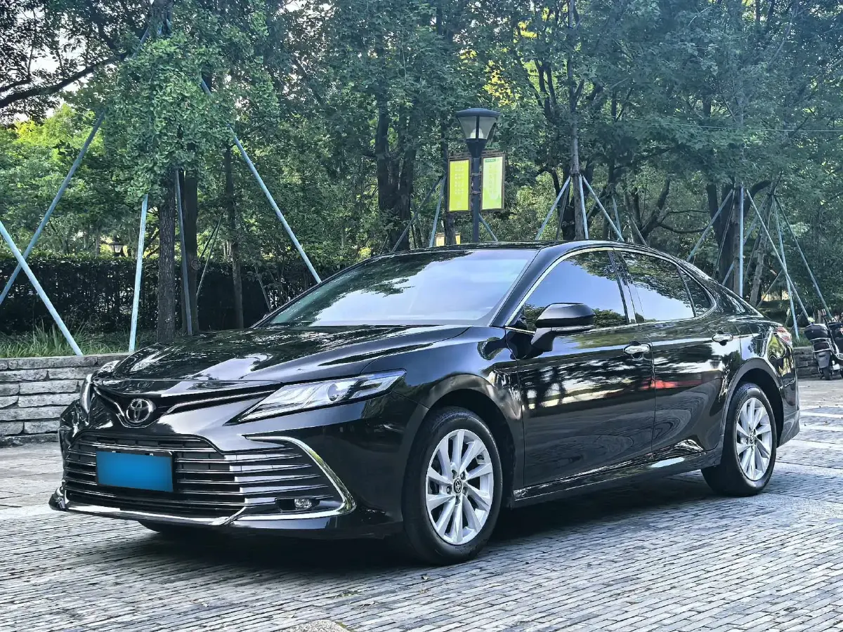 2021 Toyota Camry 2.0L 178HP L4 CVT