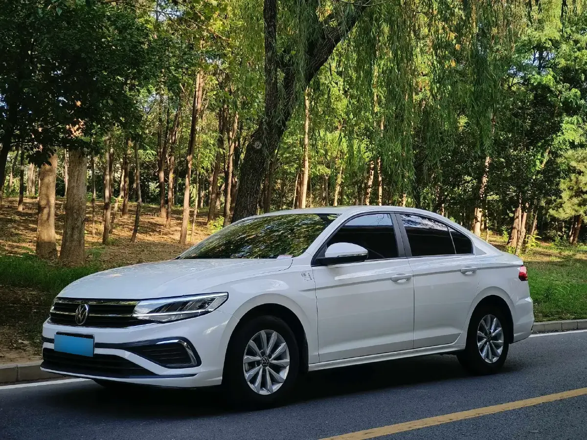 2023 Volkswagen Bora 1.5L 113HP L4 6AT