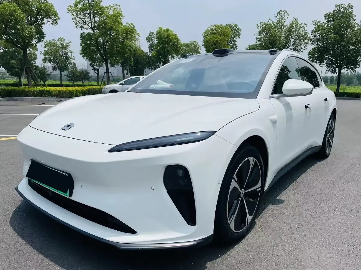 2024 NIO ET5T BEV 75KWH