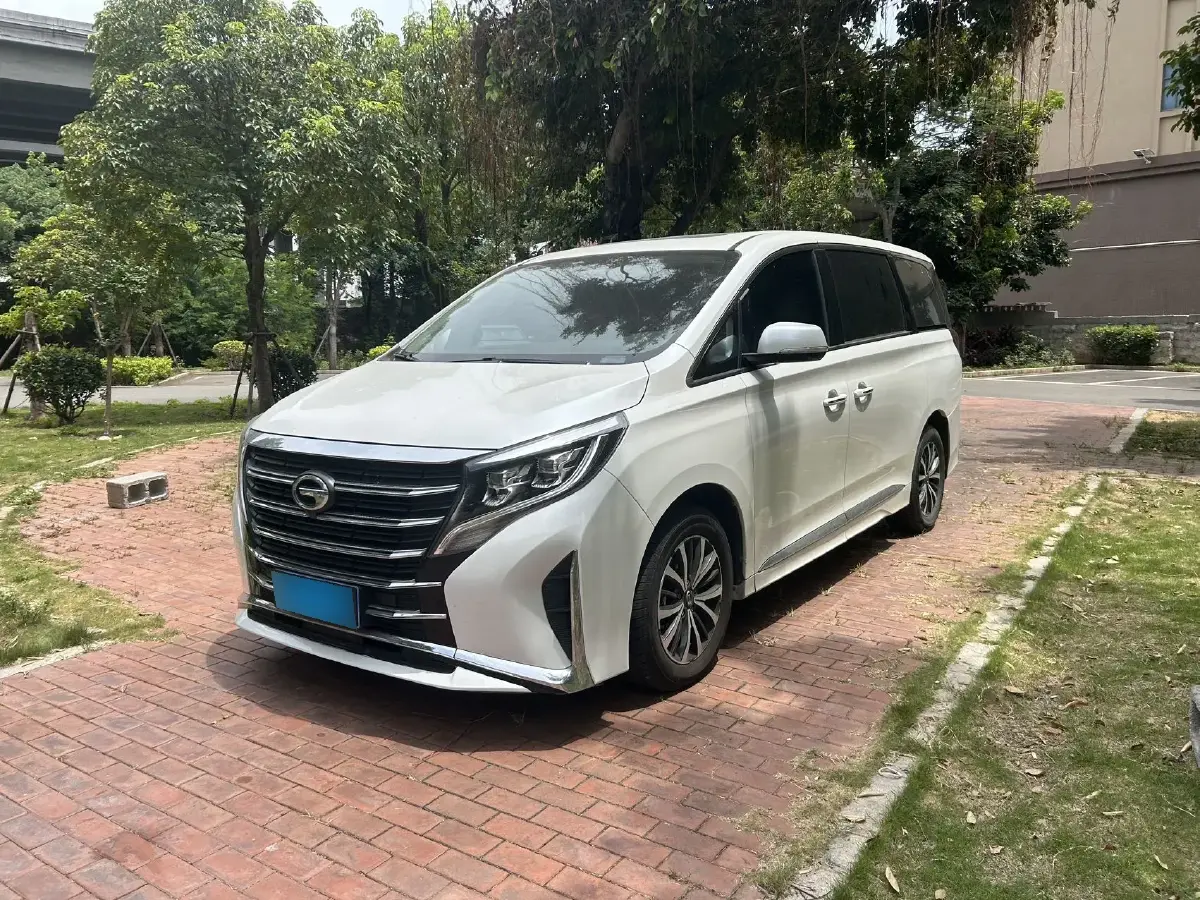 2021 GAC Trumpchi M8 2.0T 252HP L4 8AT