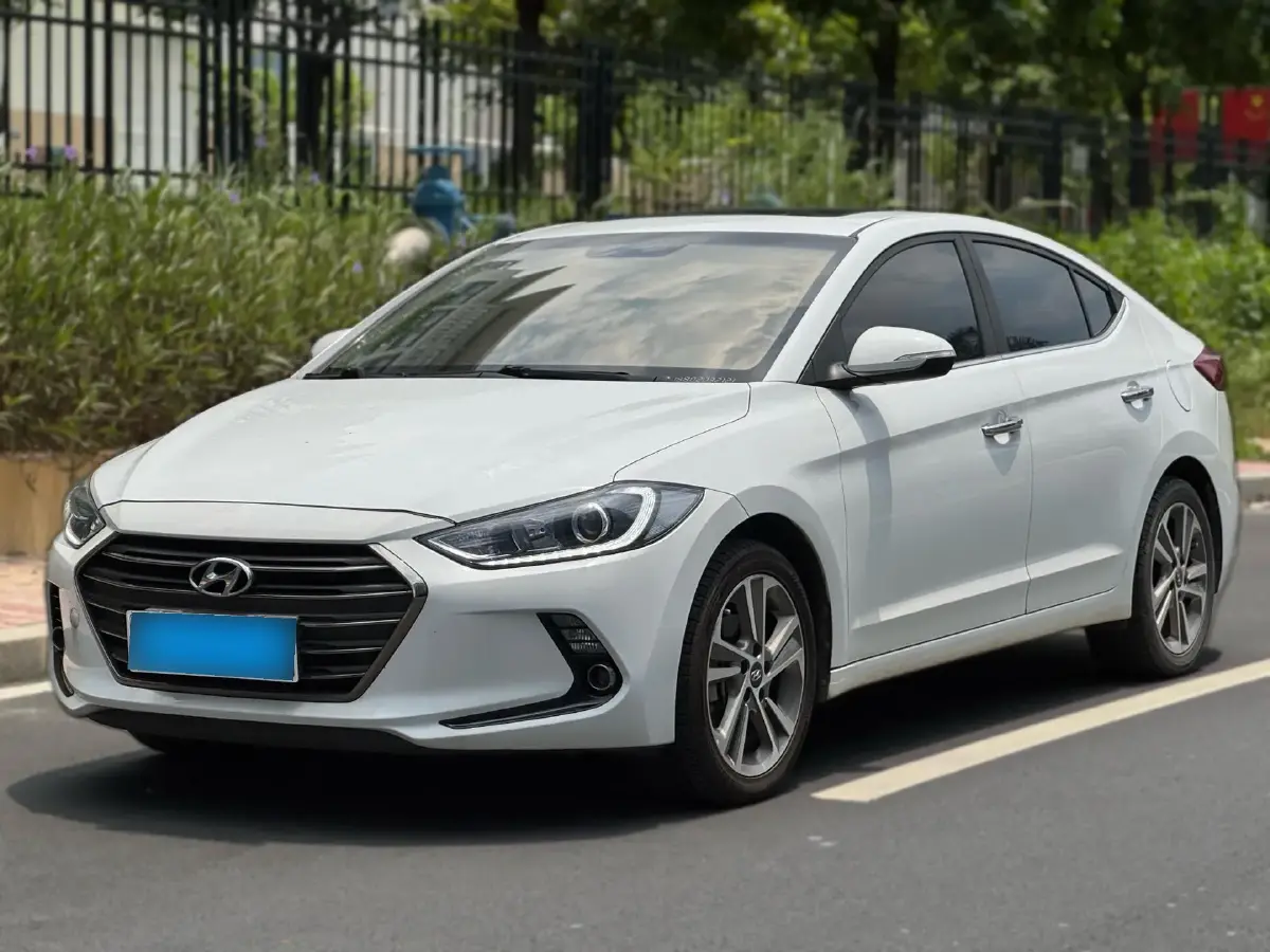2016 Hyundai Elantra 1.6L 130HP L4 6AT