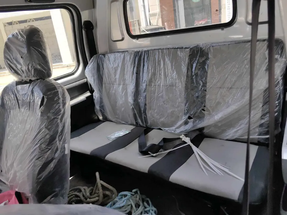 2023 BAIC Reach Small Truck BEV 55.7KWH,autocango,china used car exporter,china ev exporter,chinese used car exporter,chinese used ev exporter