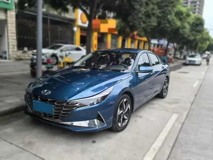 2023 Hyundai Elantra 1.5L 115HP L4 CVT