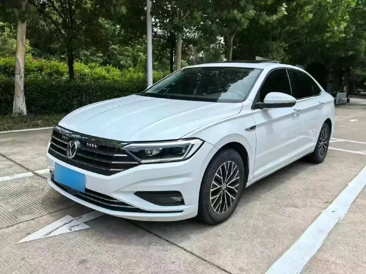 2020 Volkswagen Sagitar 1.4T 150HP L4 7DCT