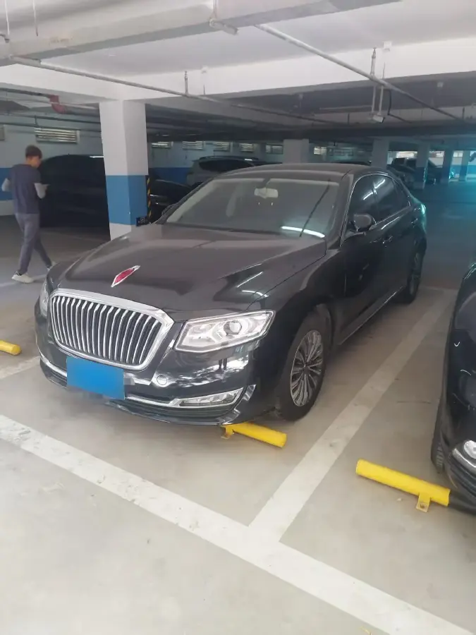 2018 HongQi H7 2.0T 204HP L4 6AT