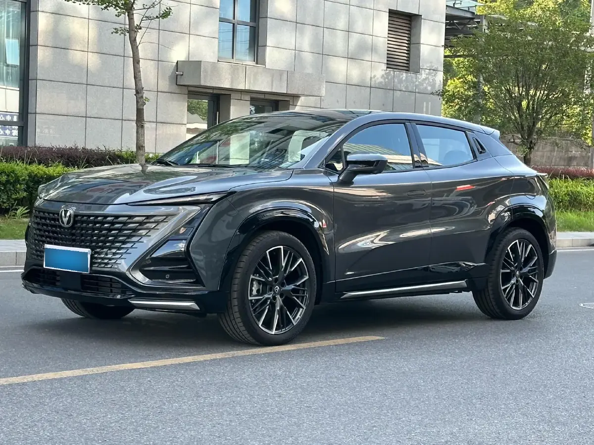 2023 ChangAn UNI-T 1.5T 188HP L4 7DCT