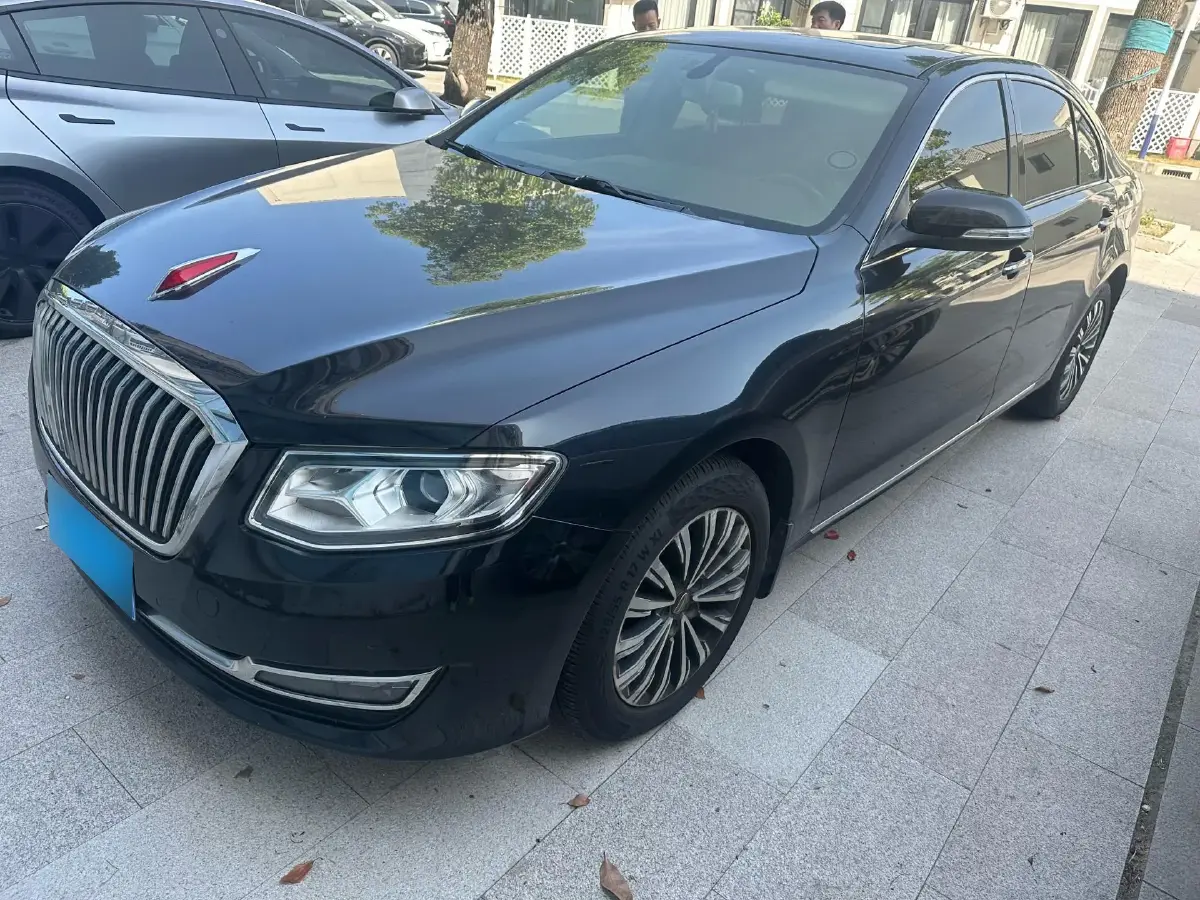 2019 HongQi H7 2.0T 204HP L4 6AT
